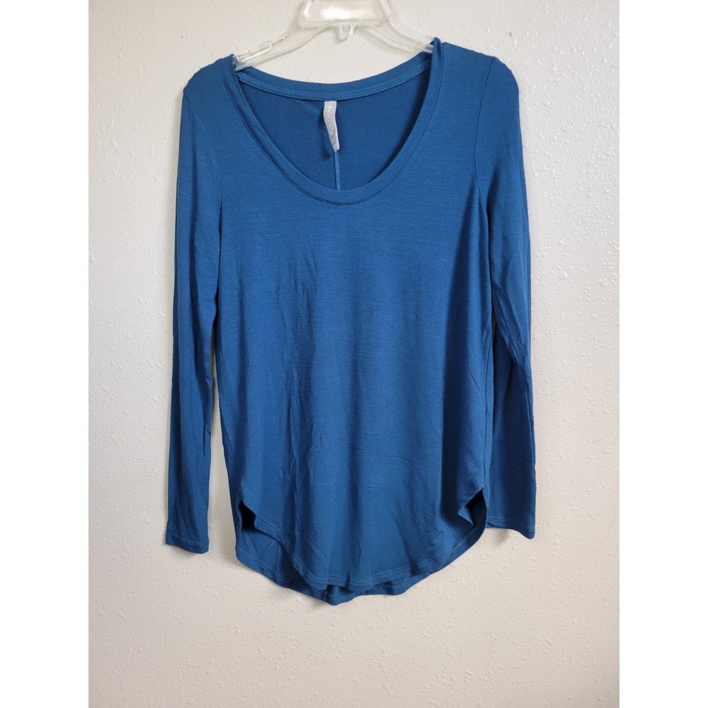 Athleta Women's Long Sleeve Round Neck Stretch Pullover Lightweight Top Size S